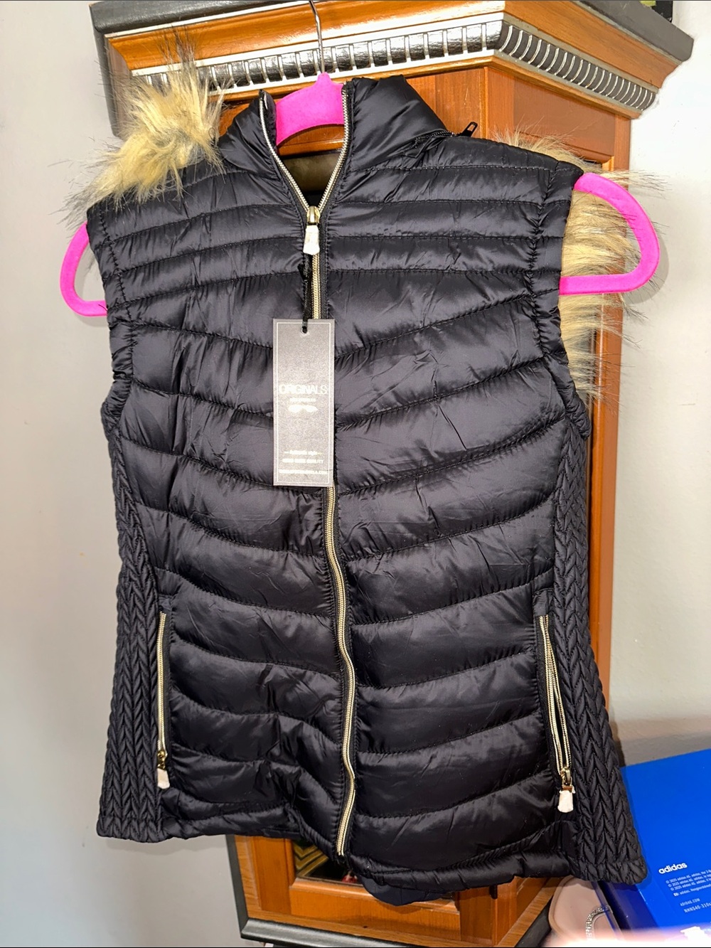Women’s Black Quilted Puffer Vest with Faux Fur Trim - Originals